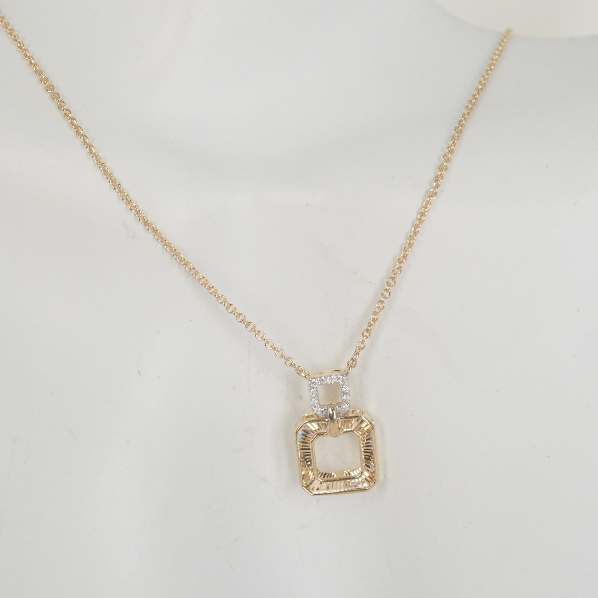 MUSE Square Radiance Necklace