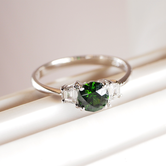 Verdant Trapeze Ring