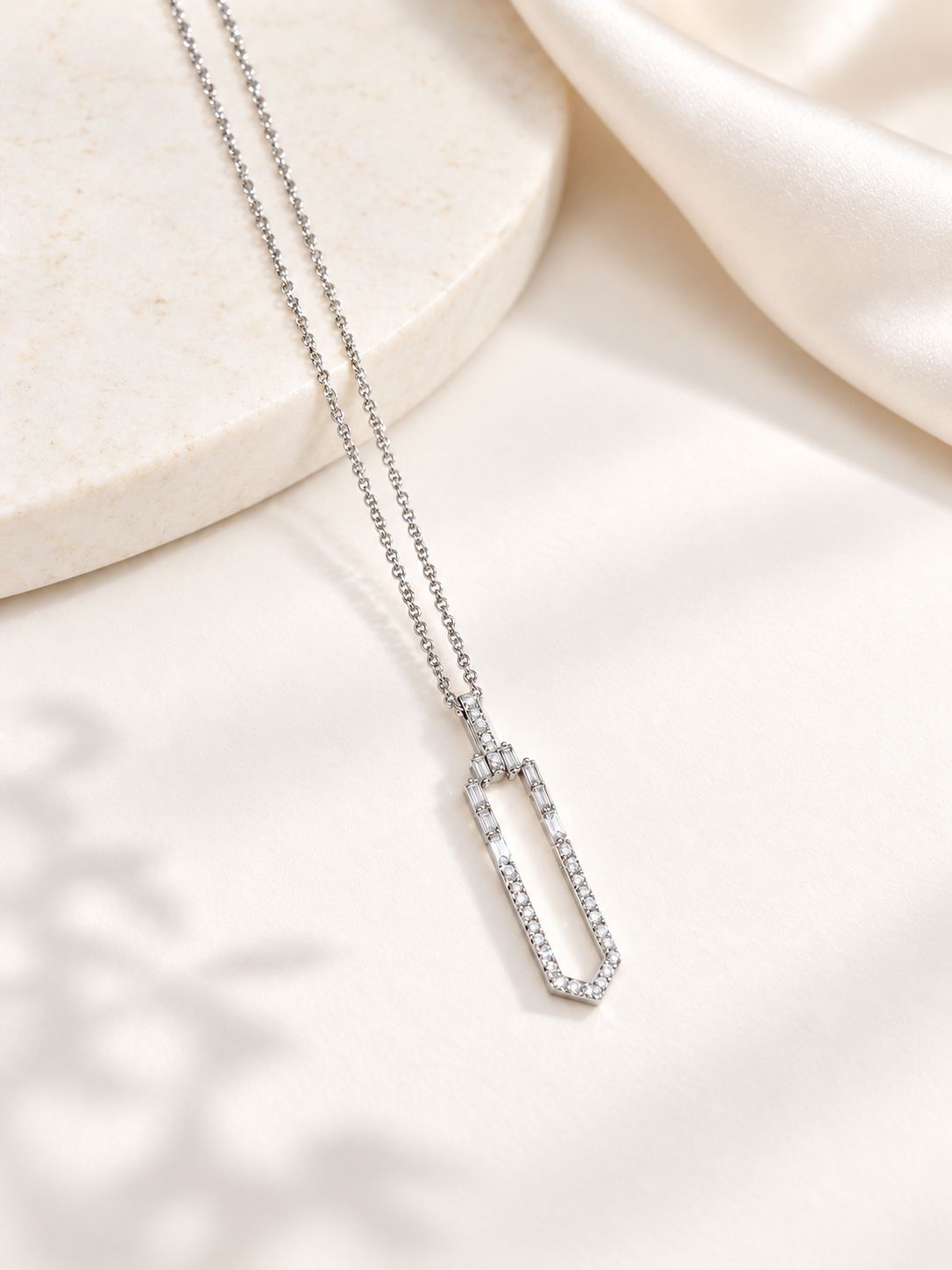 The Link Necklace 1.0
